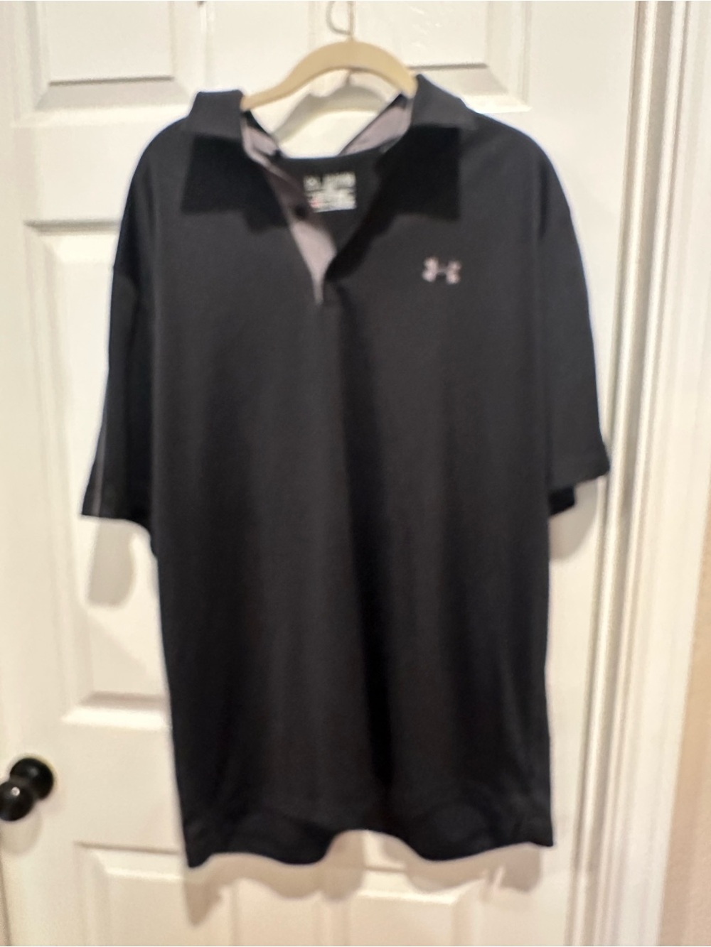 Bundle of 6 Under Armour Men’s Polo Lot - Black, Blue, Maroon, Navy - Picture 11 of 15
